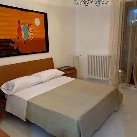 Domenica Rooms Лечче Экстерьер фото